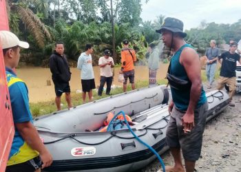 Plt Bupati Langkat Gerak Cepat Tangani Banjir Besitang, Bantuan Tersalurkan