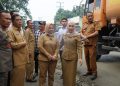 Plt Bupati Tinjau Perbaikan Jalan Secanggang, Dorong Kelancaran Ekonomi Warga